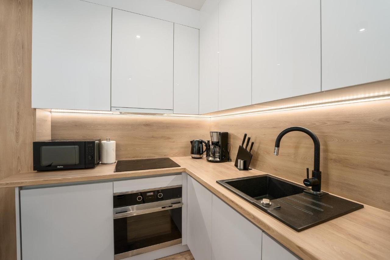 Apartamenty Promenada - Fredry 2 โควอบเซก ภายนอก รูปภาพ