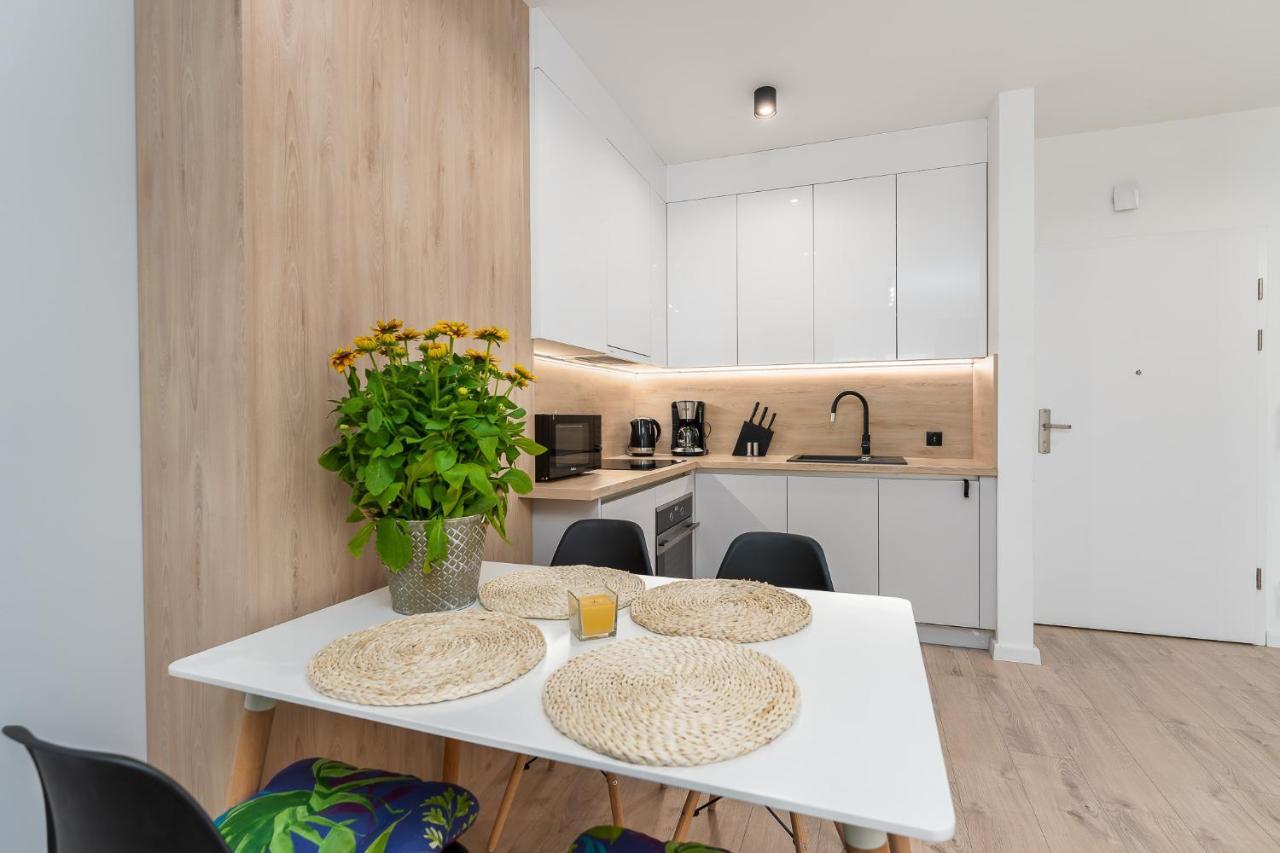 Apartamenty Promenada - Fredry 2 โควอบเซก ภายนอก รูปภาพ