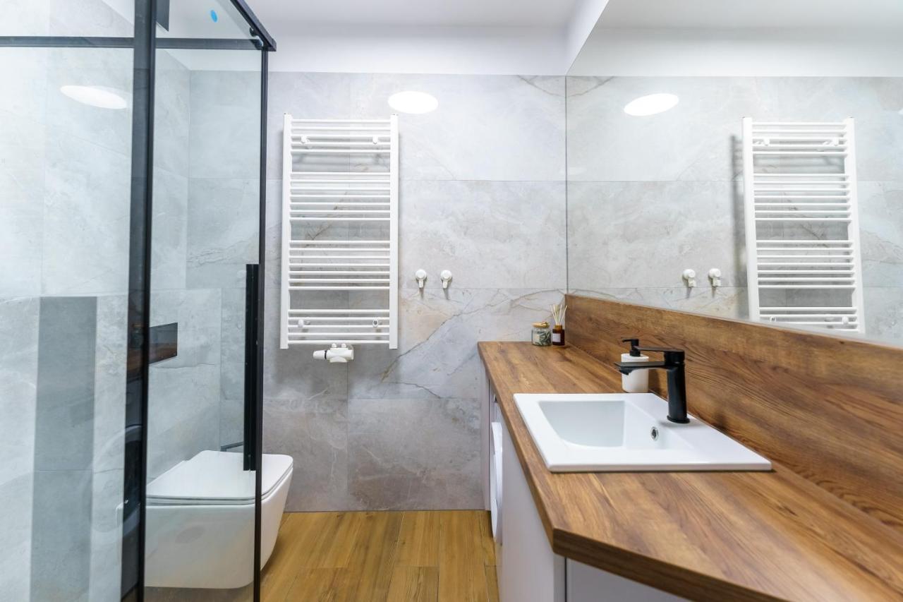 Apartamenty Promenada - Fredry 2 โควอบเซก ภายนอก รูปภาพ